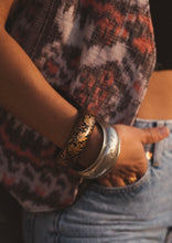 Charger l&#39;image dans la galerie, Bracelet métal argenté vintage